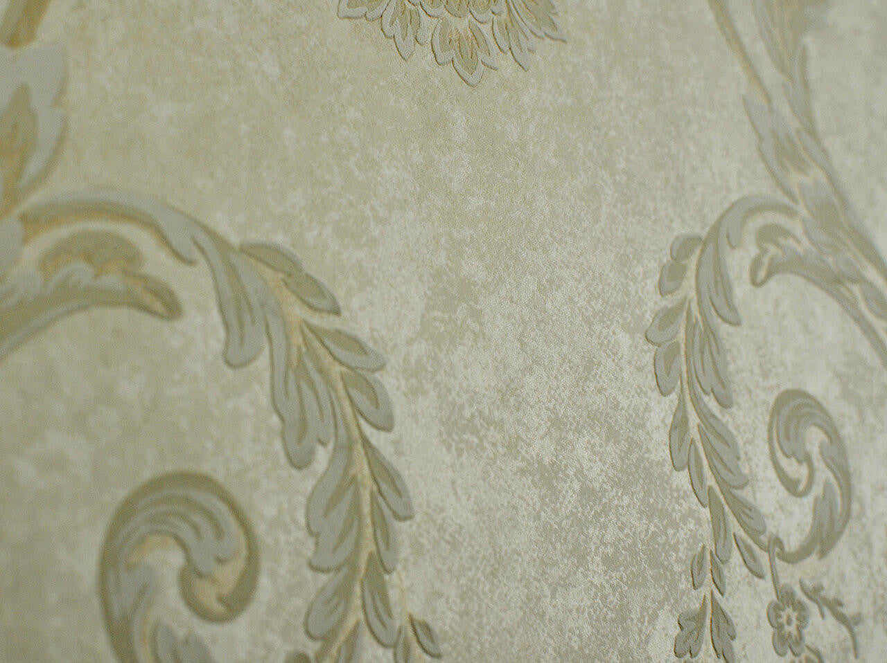 Mineheart Wimpole Floral Tapete Beige 53cmx10m geprägt