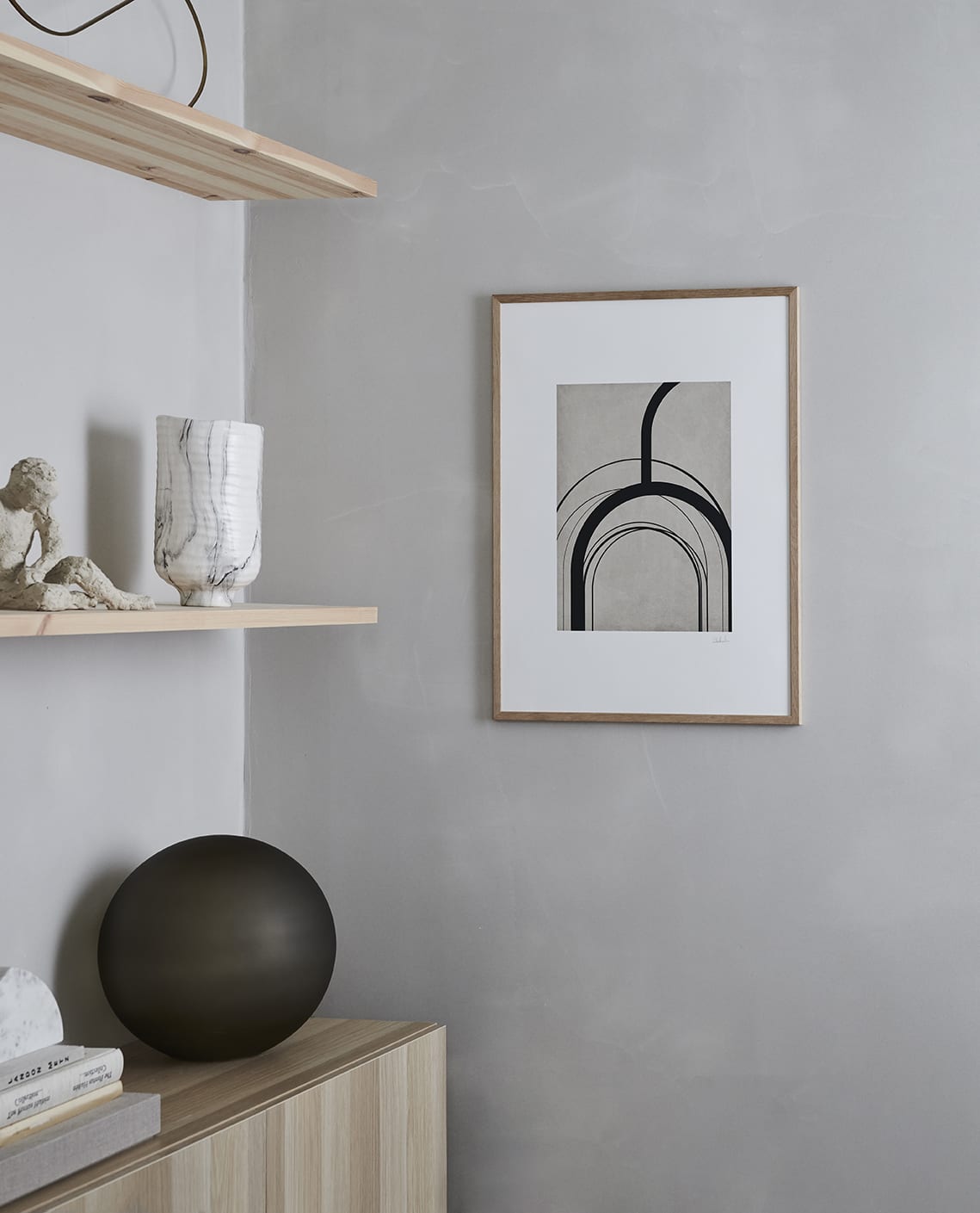 The Poster Club Curated Art Walls Edit No. 002 Bilderwand beige