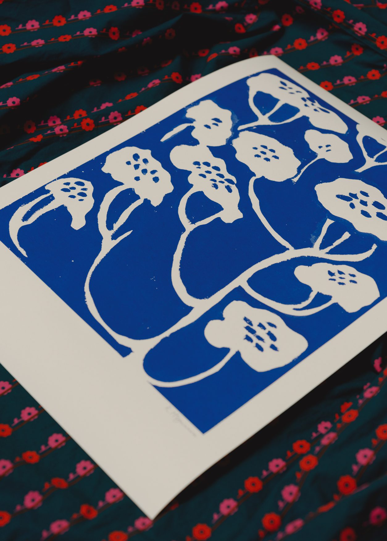 The Poster Club Art Prints Blue Flower Poster 30x40 cm Blau