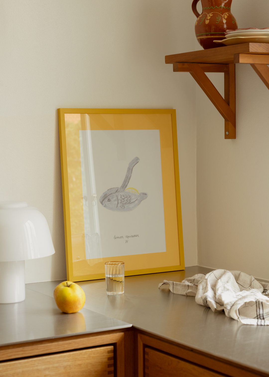 The Poster Club Art Prints Lemon Squeezer Poster 30x40 cm gelb