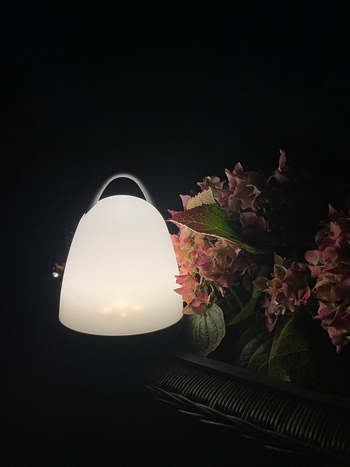 LS-LebenStil Camping-Leuchte LED 18x13cm schwarz weiß kabellos