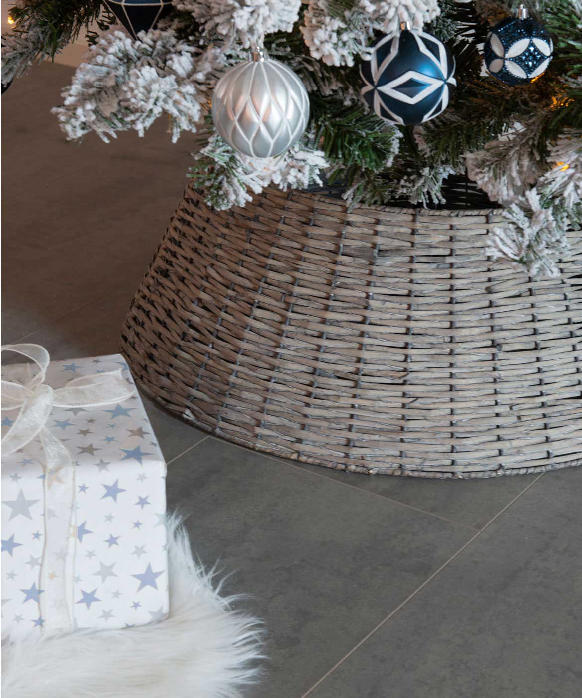 LS-LebenStil Weihnachtsbaum Rock Weide 57cm grau