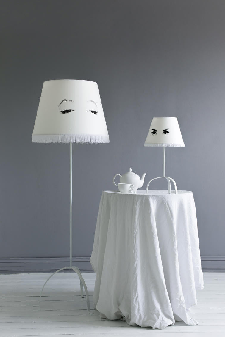 Mineheart Lighting Eye Doll Tischlampe Audrey Weiß 52cm