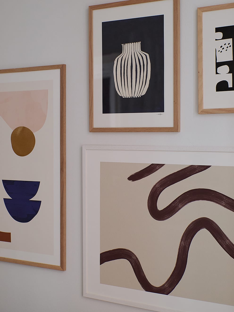 The Poster Club Curated Art Walls Edit No. 034 Bilderwand Set