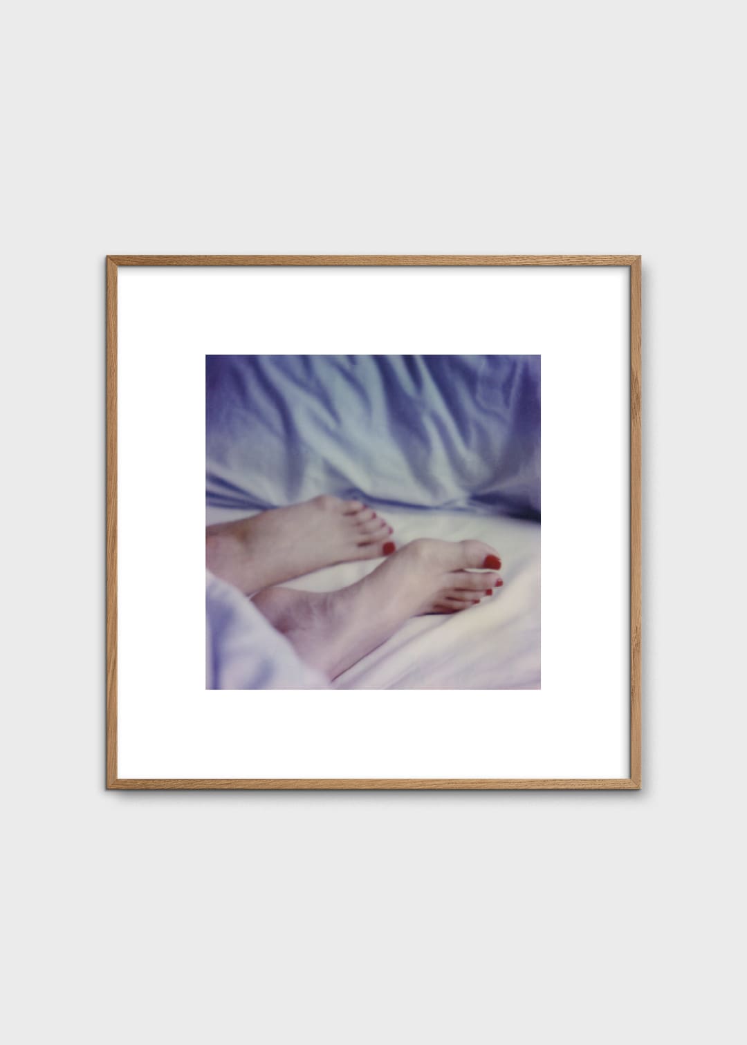 The Poster Club Art Prints Red Poster 50x50 cm rosa blau