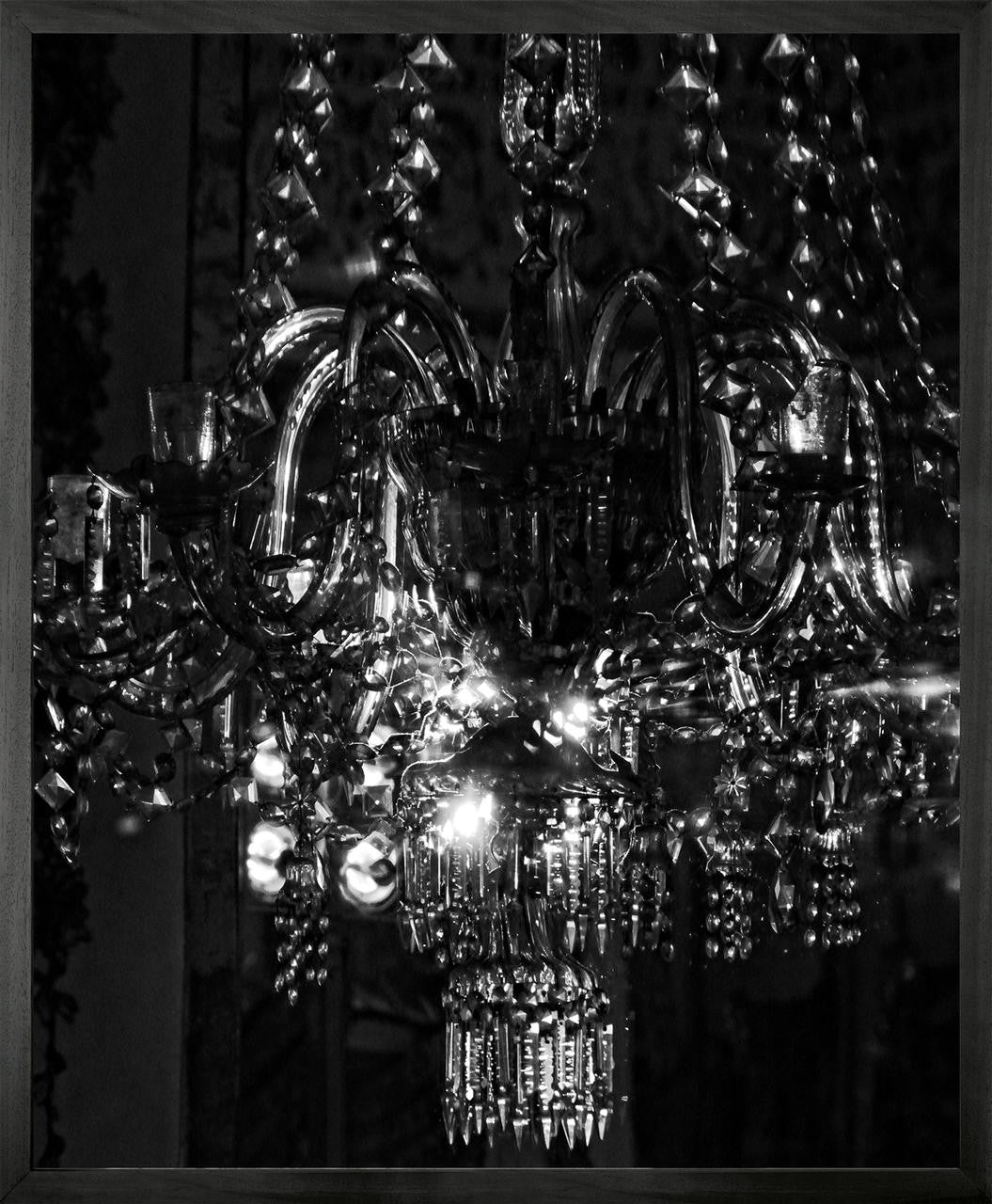 Mineheart Chandelier 13 Leinwandbild 30x41cm Schwarz Rahmen