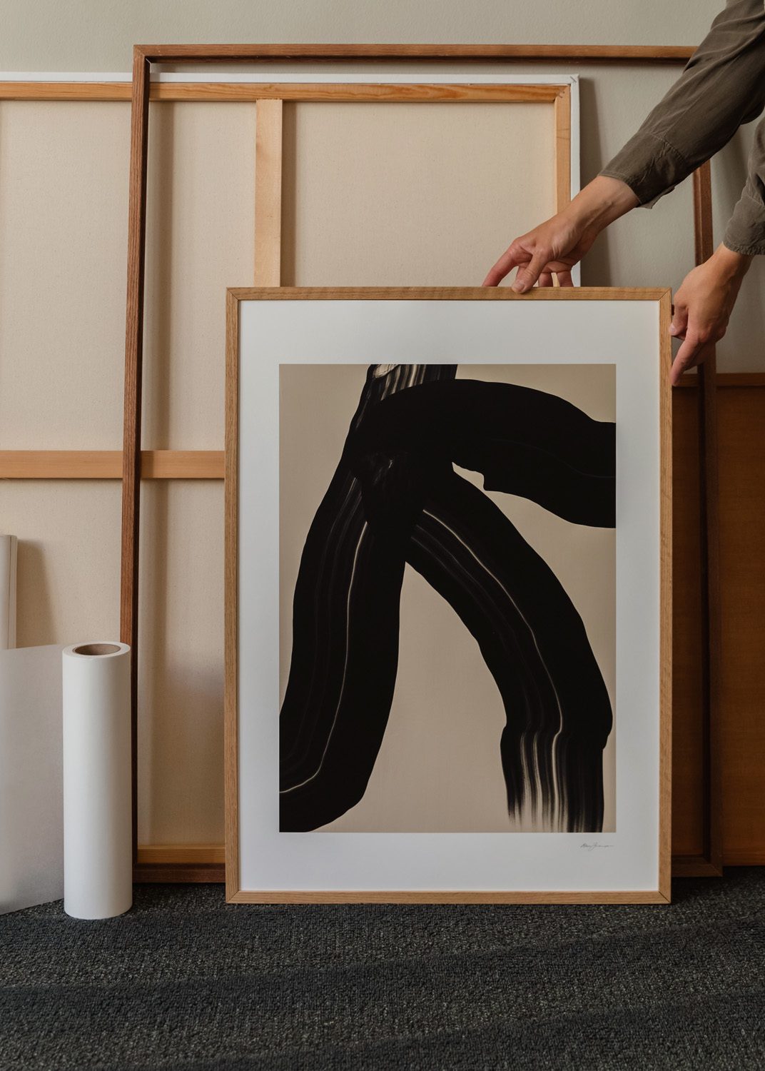 The Poster Club The Walk Poster A4 beige schwarz Johansson