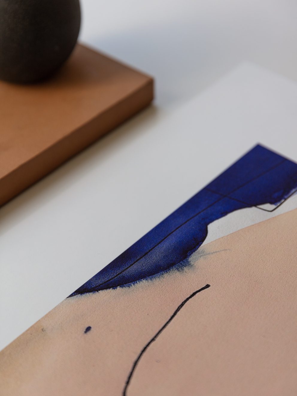 The Poster Club Dove 01 Poster 30x40 cm abstrakt blau