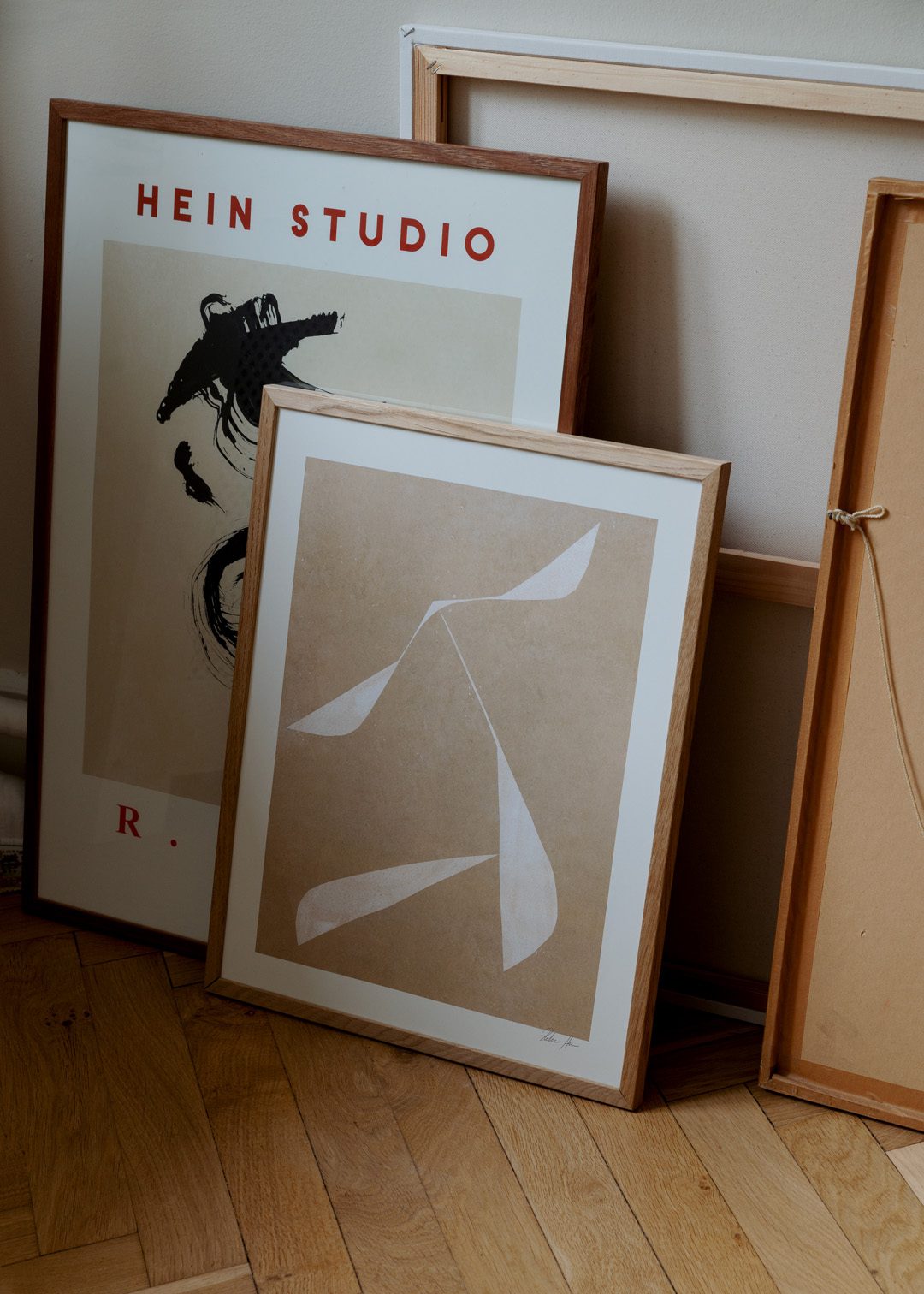The Poster Club Move No. 03 Poster 40x50 cm beige