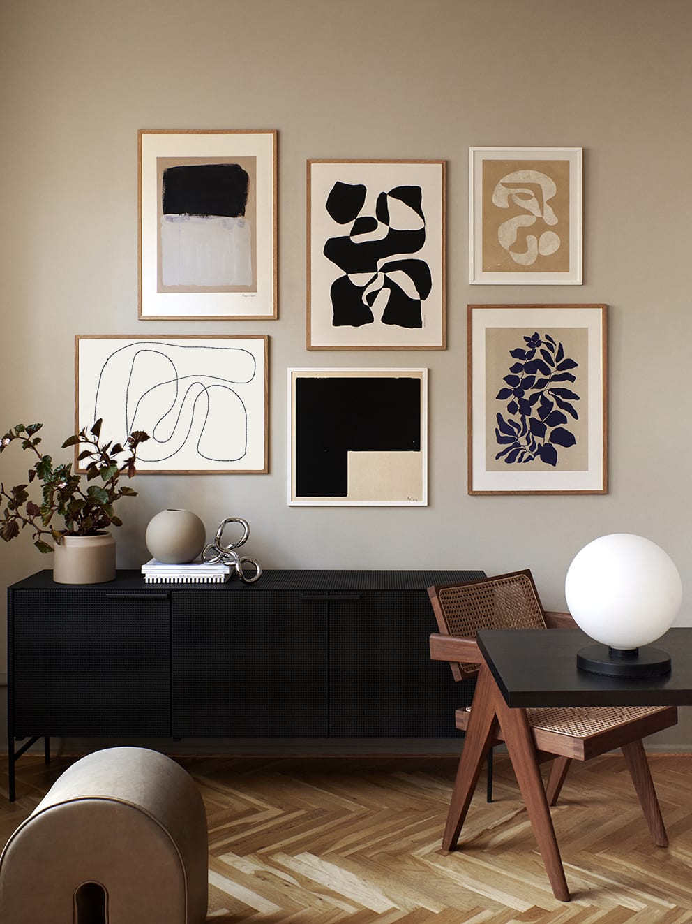 The Poster Club Curated Art Walls Edit No. 017 Bilderwand Set