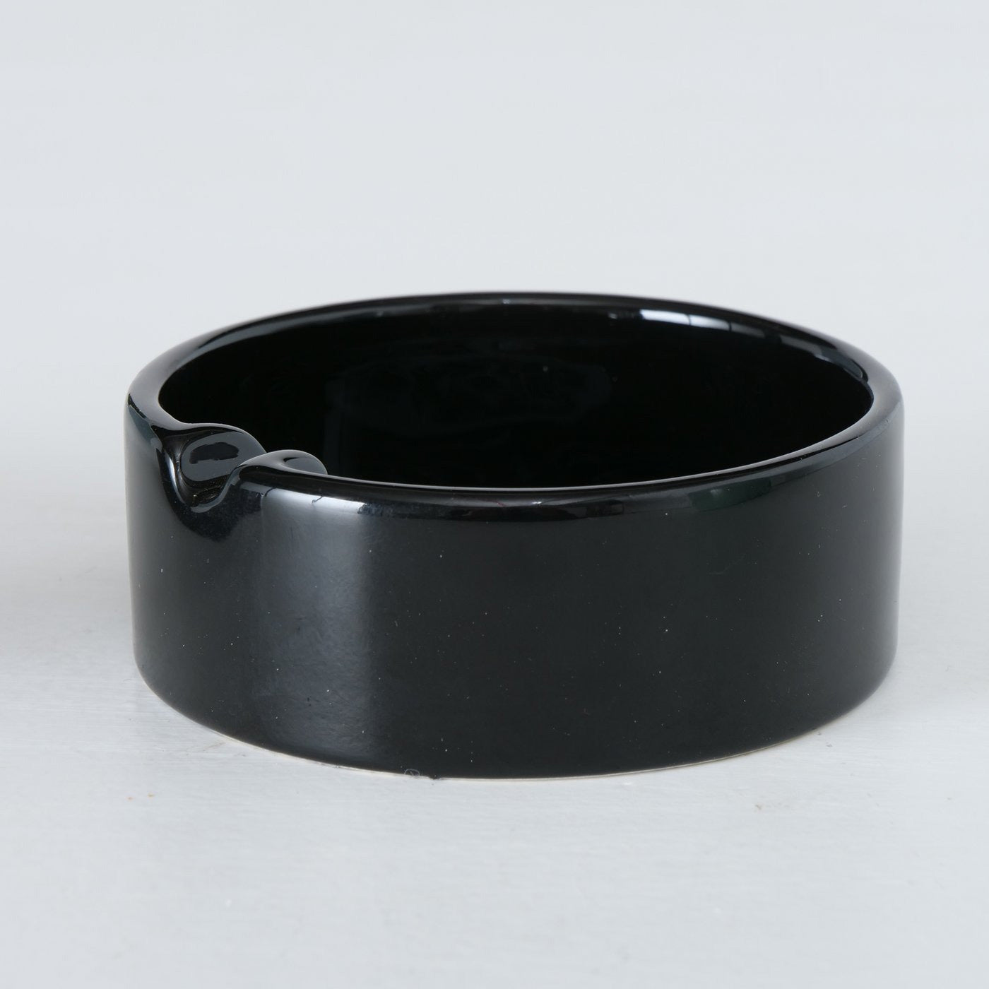 LS-LebenStil Sylt Aschenbecher Keramik schwarz Möwe 10 cm maritim