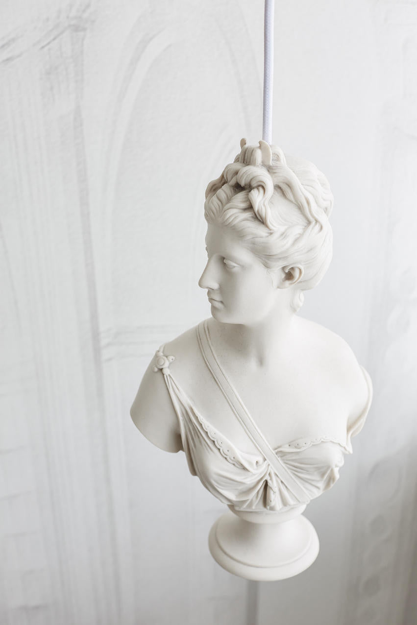 Mineheart Muse Statue Lamp Pendelleuchte Weiß Büste