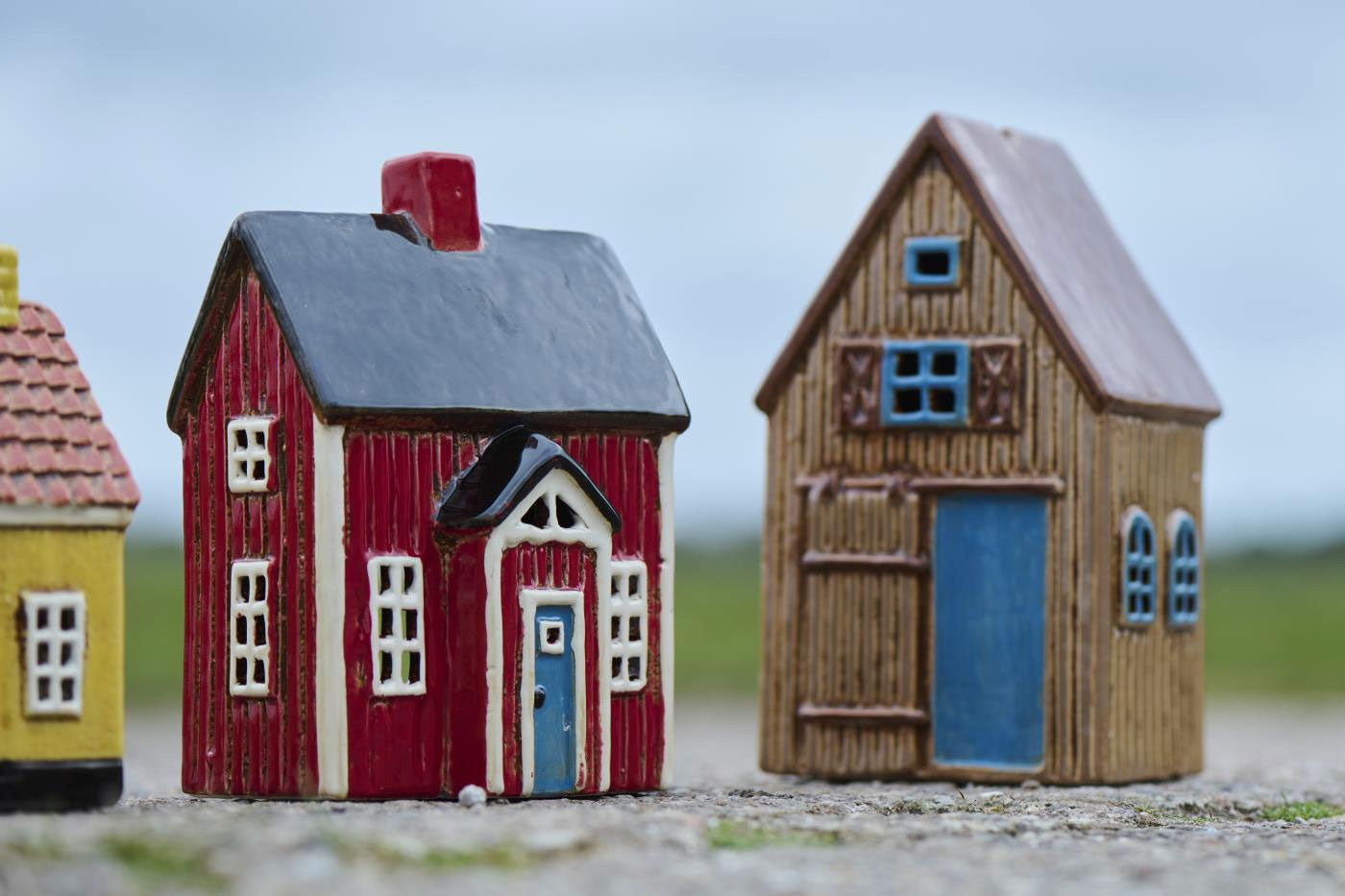 LS-LebenStil Teelichthaus Nyhavn 17cm Rot Blau Keramik