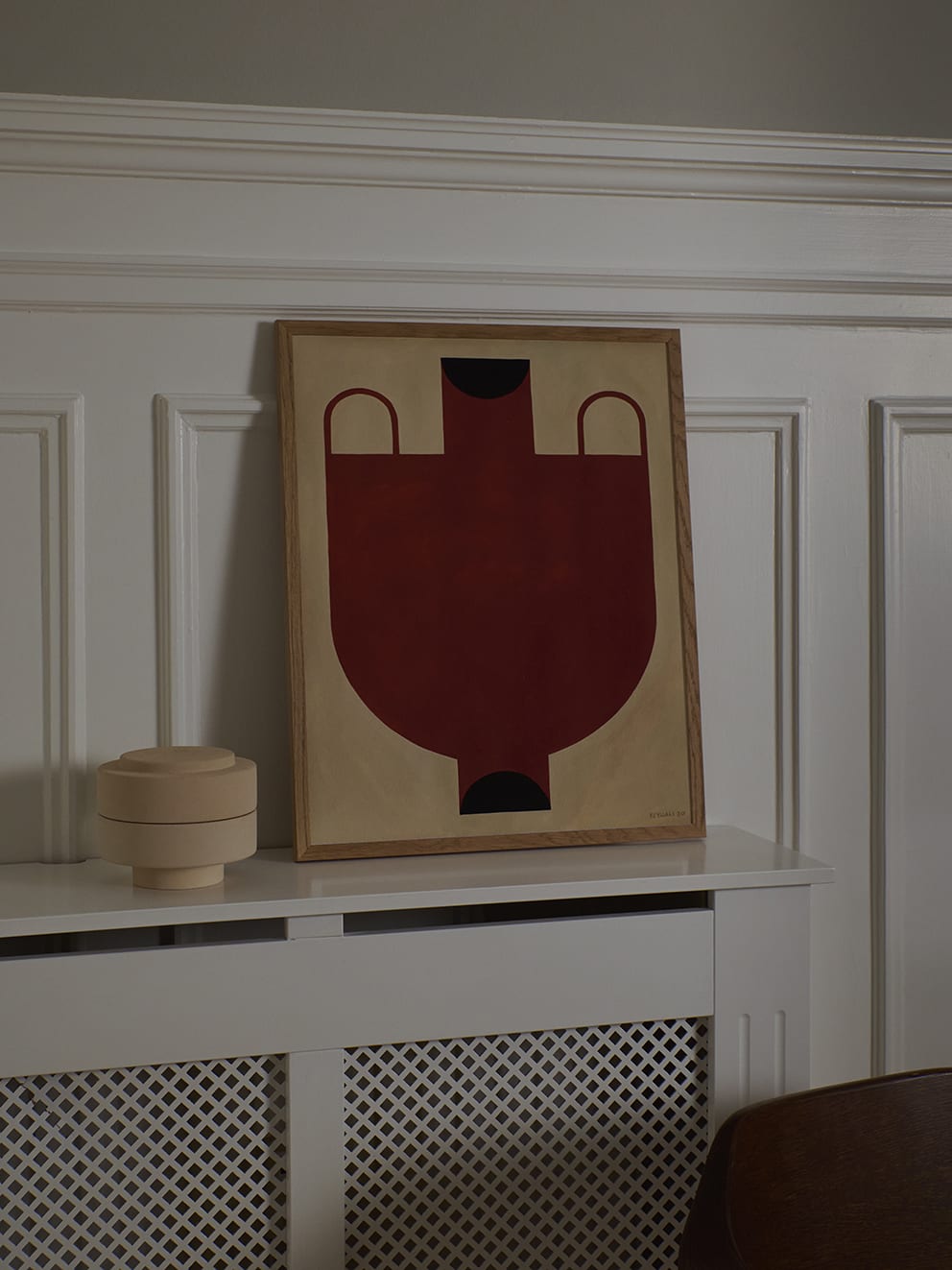 The Poster Club Art Prints Silhouette Of A Vase 06 Poster 40x50 cm beige