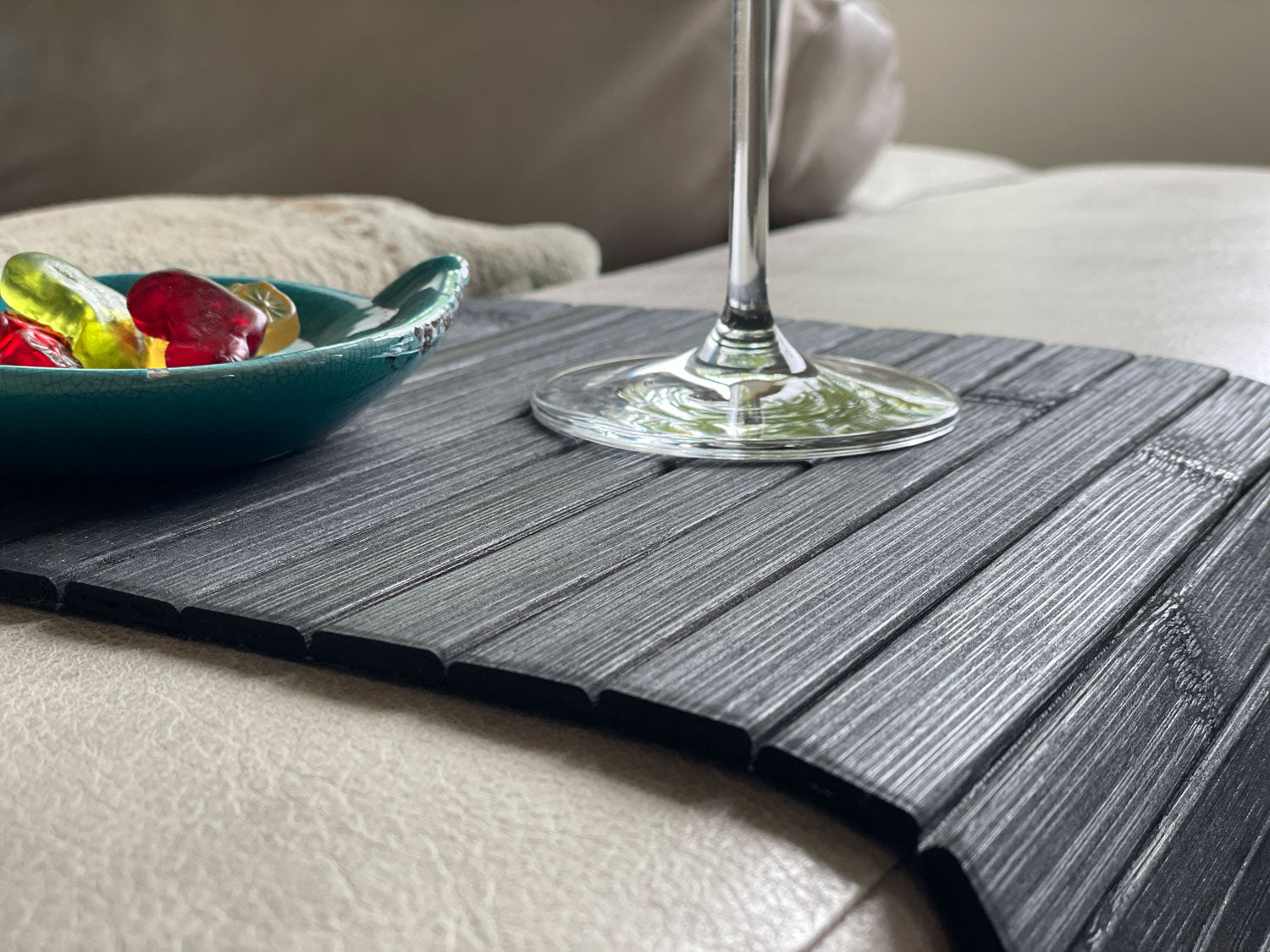 LS-LebenStil Küche & Haushalt Sofatablett Schwarz 44x24cm flexibel