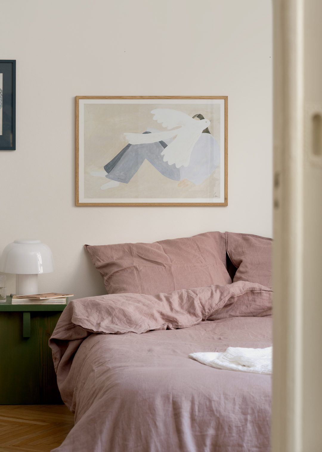 The Poster Club Bright Bird Poster 30x40 cm Vogel beige blau