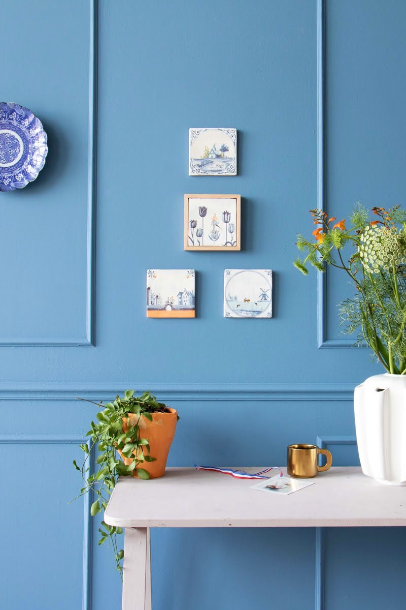 Storytiles Delft Blue Tulpen unterweg Fliese S 10x10 cm Bestseller