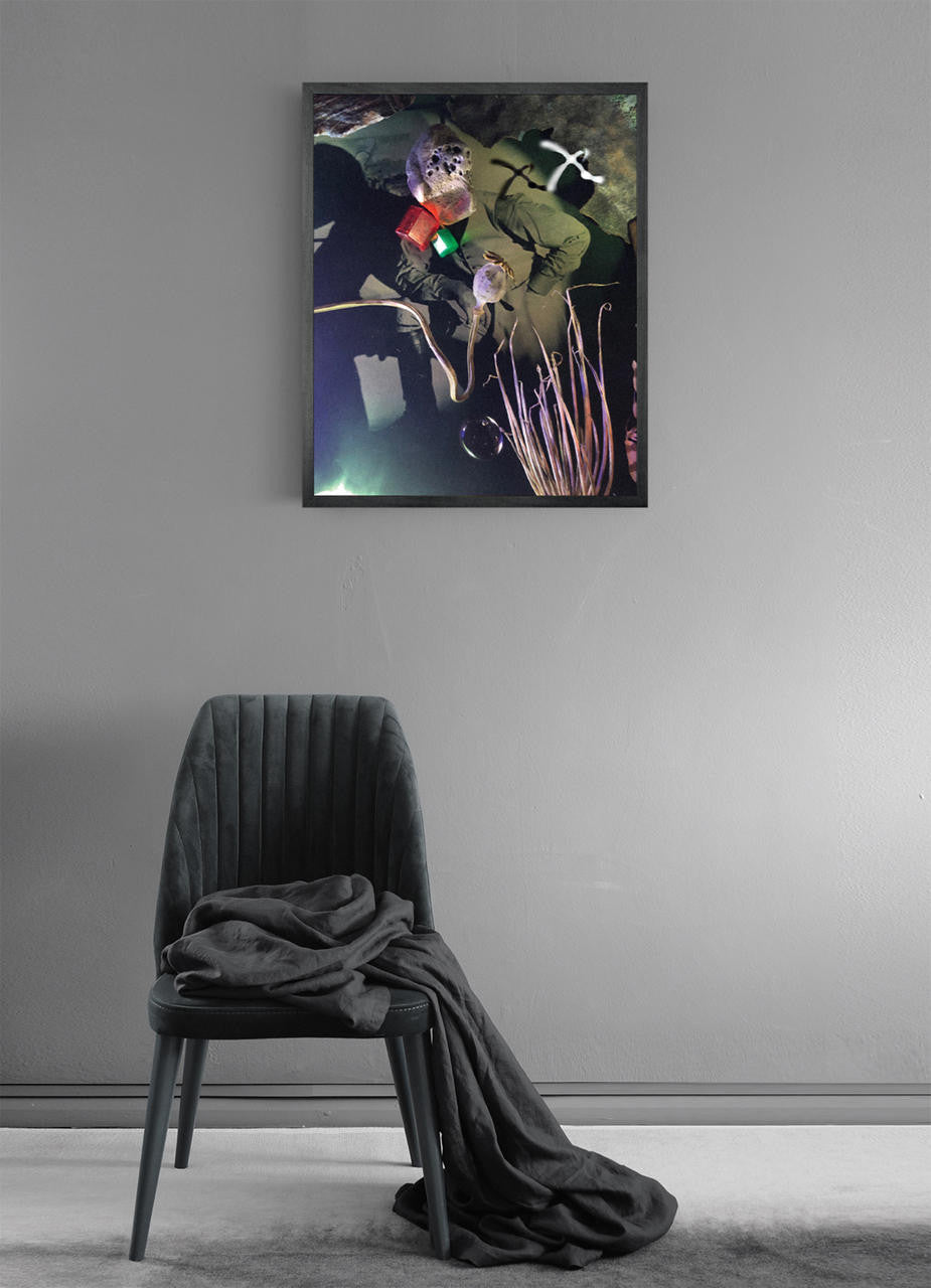Mineheart Wall Art The Monster Leinwandbild 30x41 cm surreal