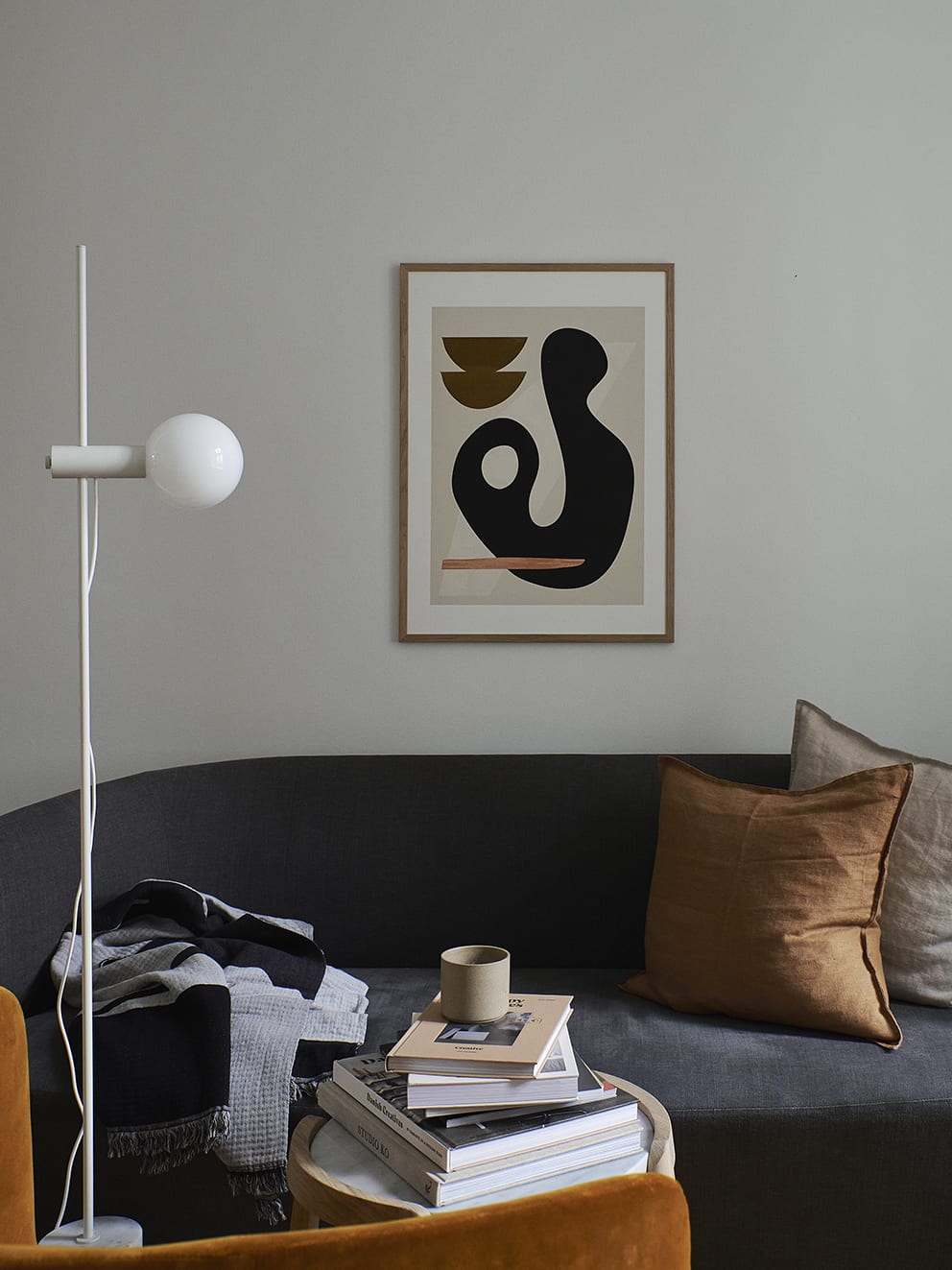The Poster Club Art Prints Sculptural 01 Poster 30x40 cm gelb