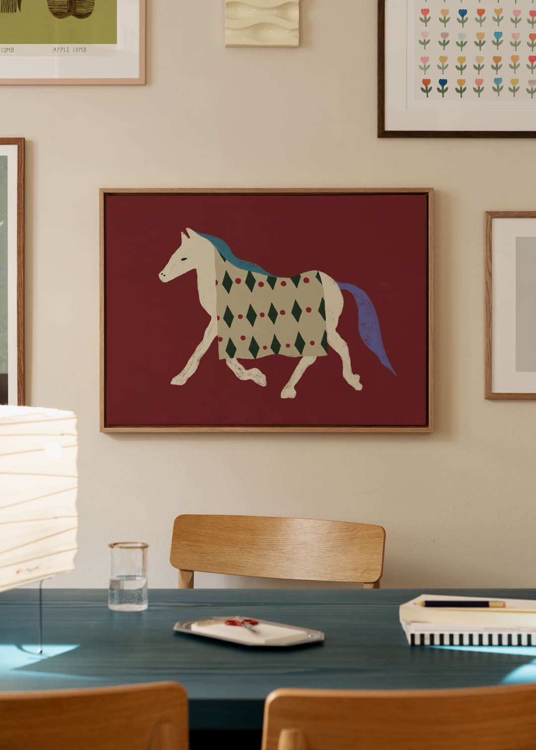 The Poster Club Art Prints Horse Bordo Canvas 50x70 cm bordeaux