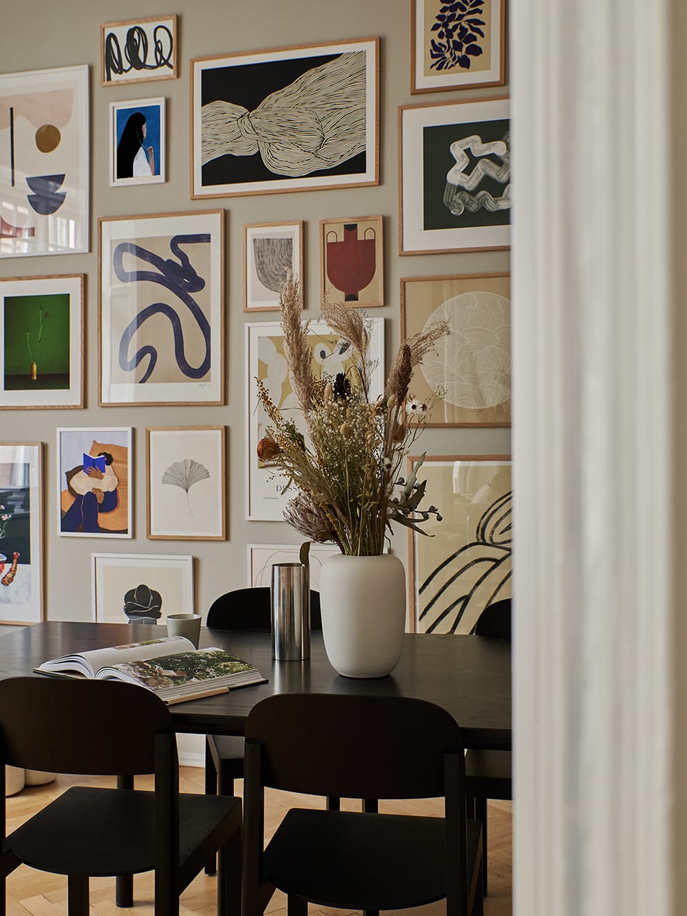 The Poster Club Curated Art Walls Edit No. 028 Bilderwand Set