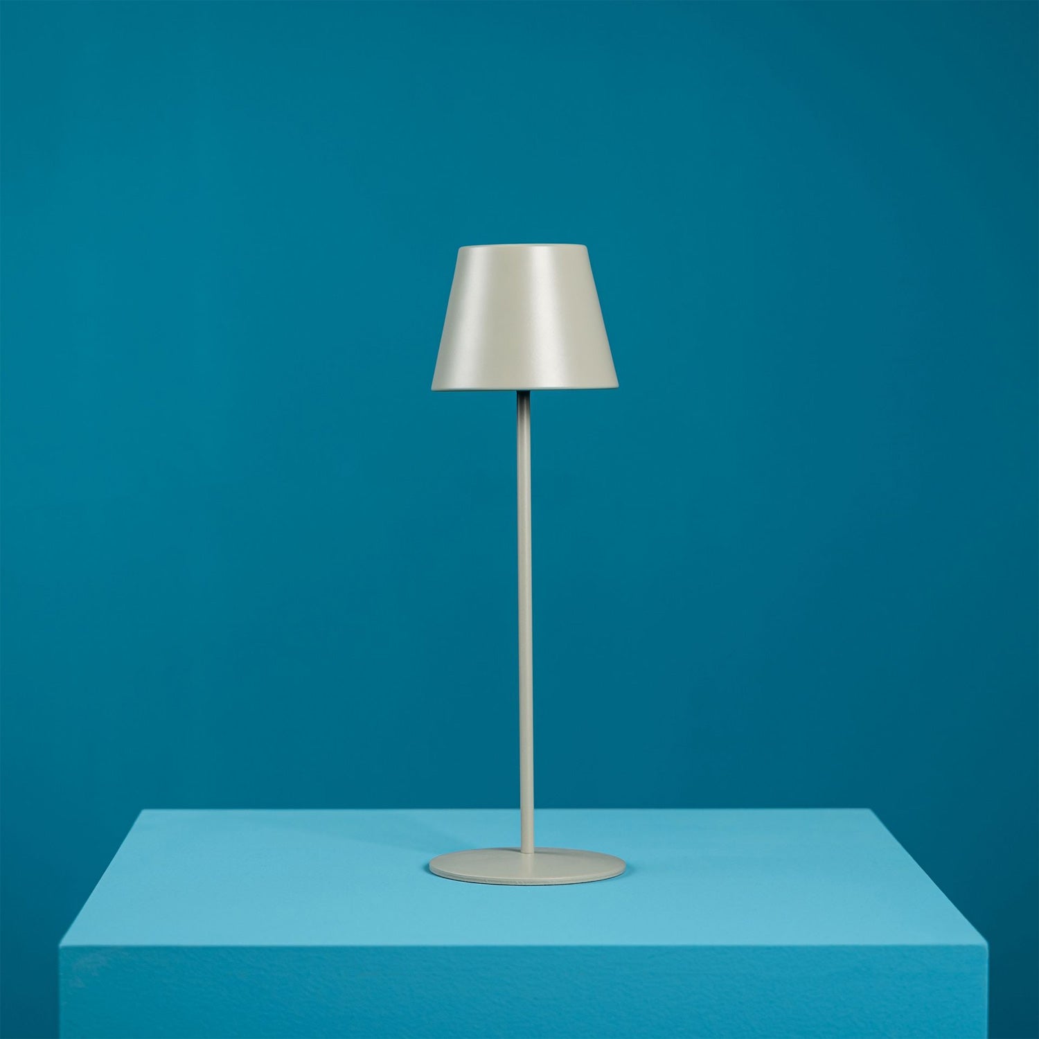 LS-LebenStil Ribe LED Tischlampe Taupe 38cm RGB Akku