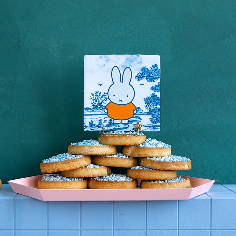 Storytiles Delft Blue Hier ben ik Wandfliese S 10x10 cm Miffy
