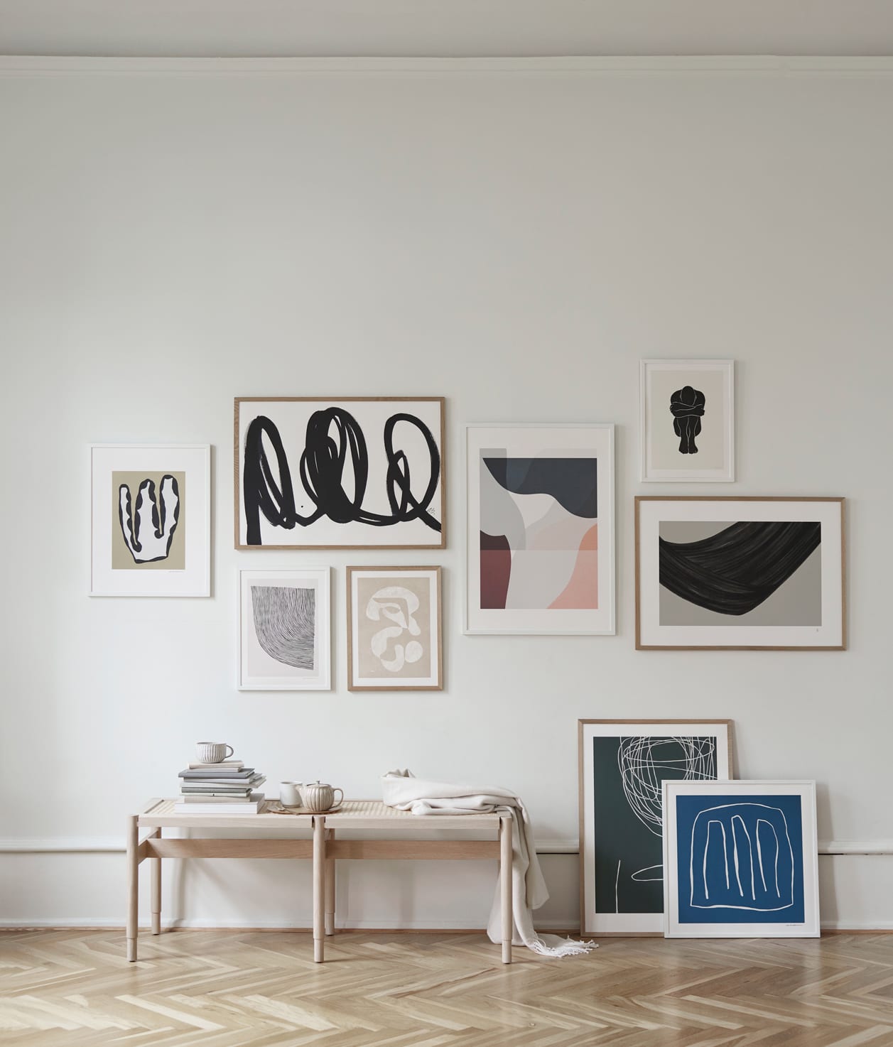 The Poster Club Curated Art Walls Edit No. 001 Bilderwand bunt