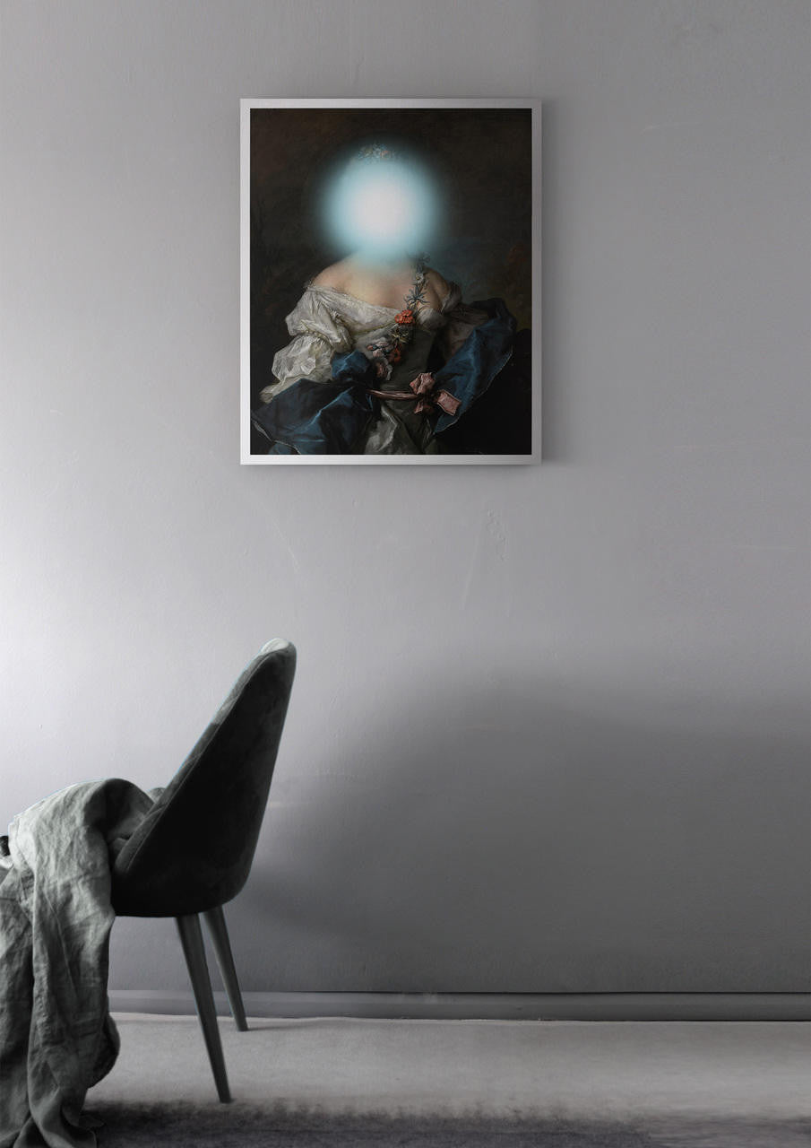 Mineheart Wall Art Orb of Pleasure Blue Lady Leinwand 30x41 cm
