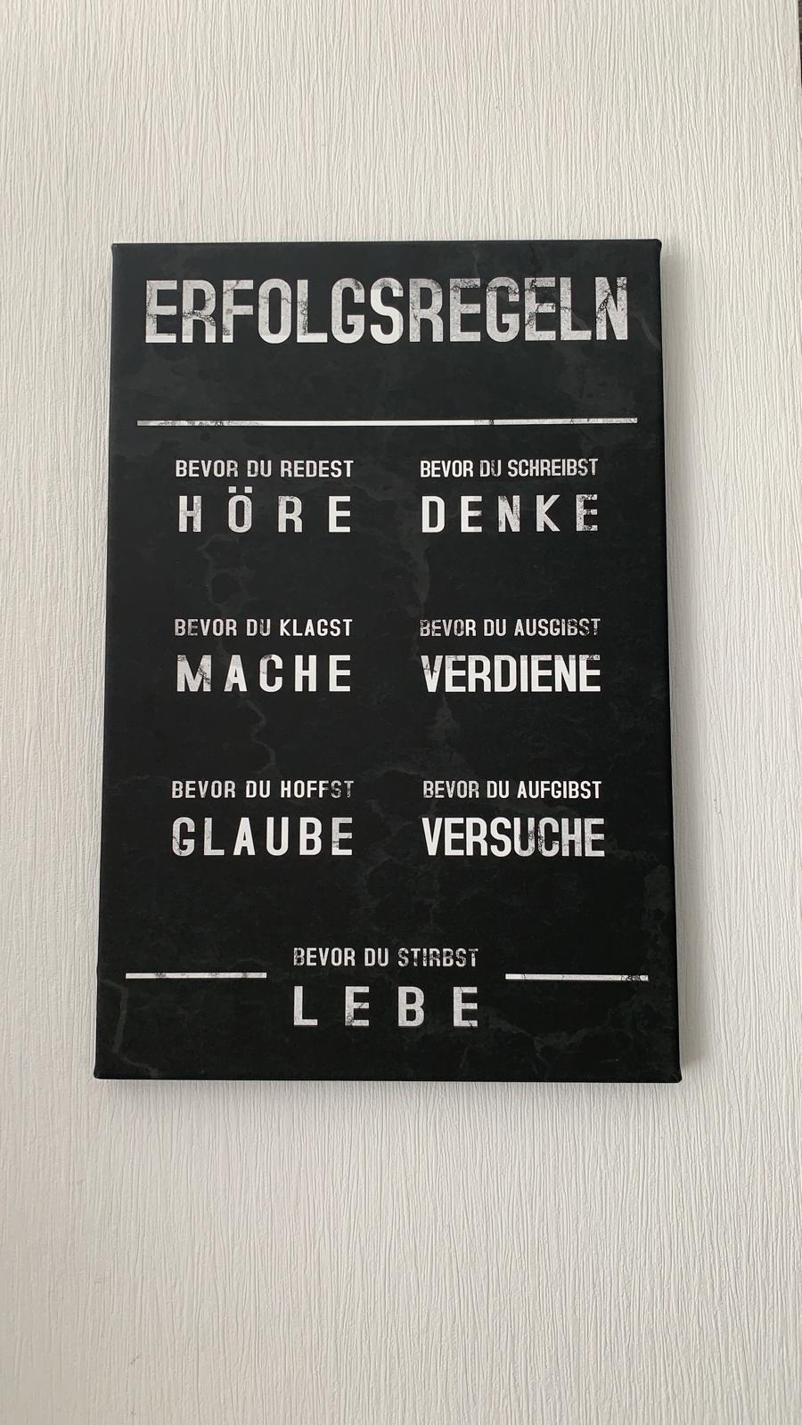 Hustling Sharks Think Big Leinwand 30x40 cm Schwarz Motivation