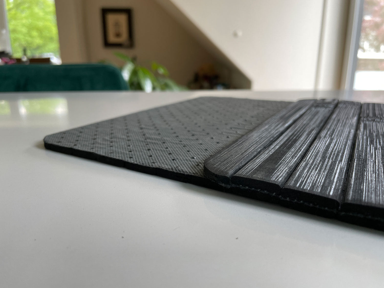 LS-LebenStil Küche & Haushalt Sofatablett Schwarz 44x24cm flexibel