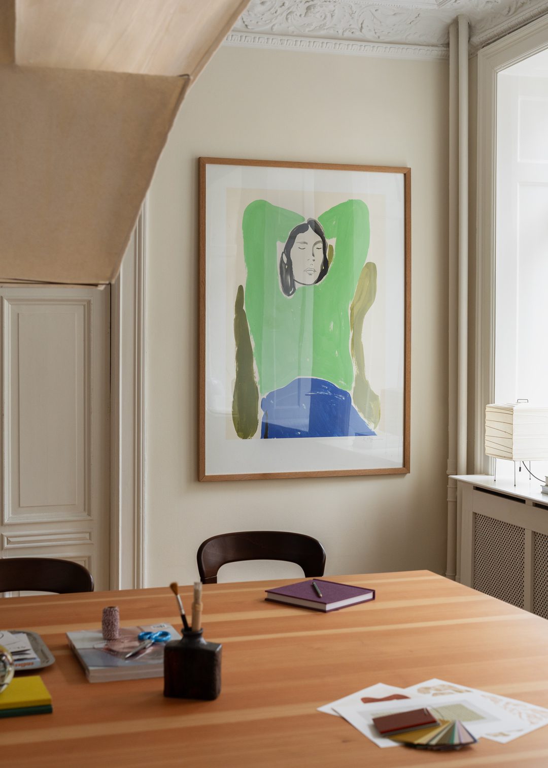 The Poster Club Sitting in Green Kunstdruck 30x40 cm grün-blau