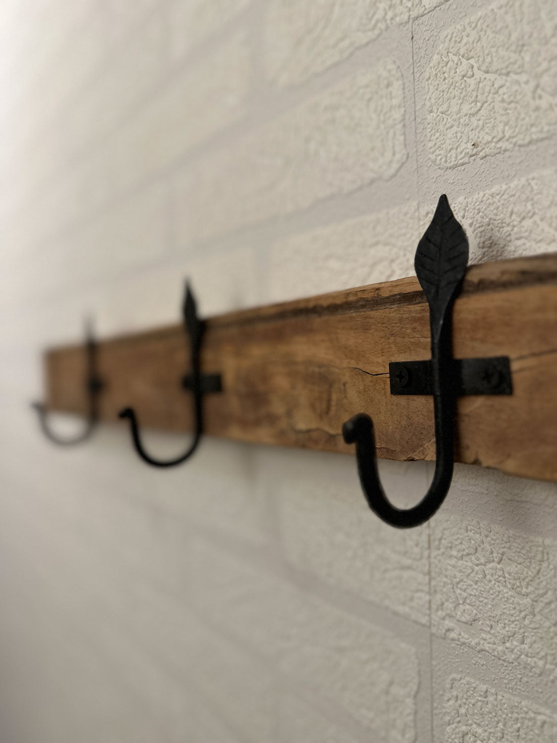 LS-LebenStil Vintage Wand-Garderobe 60cm Fundholz braun