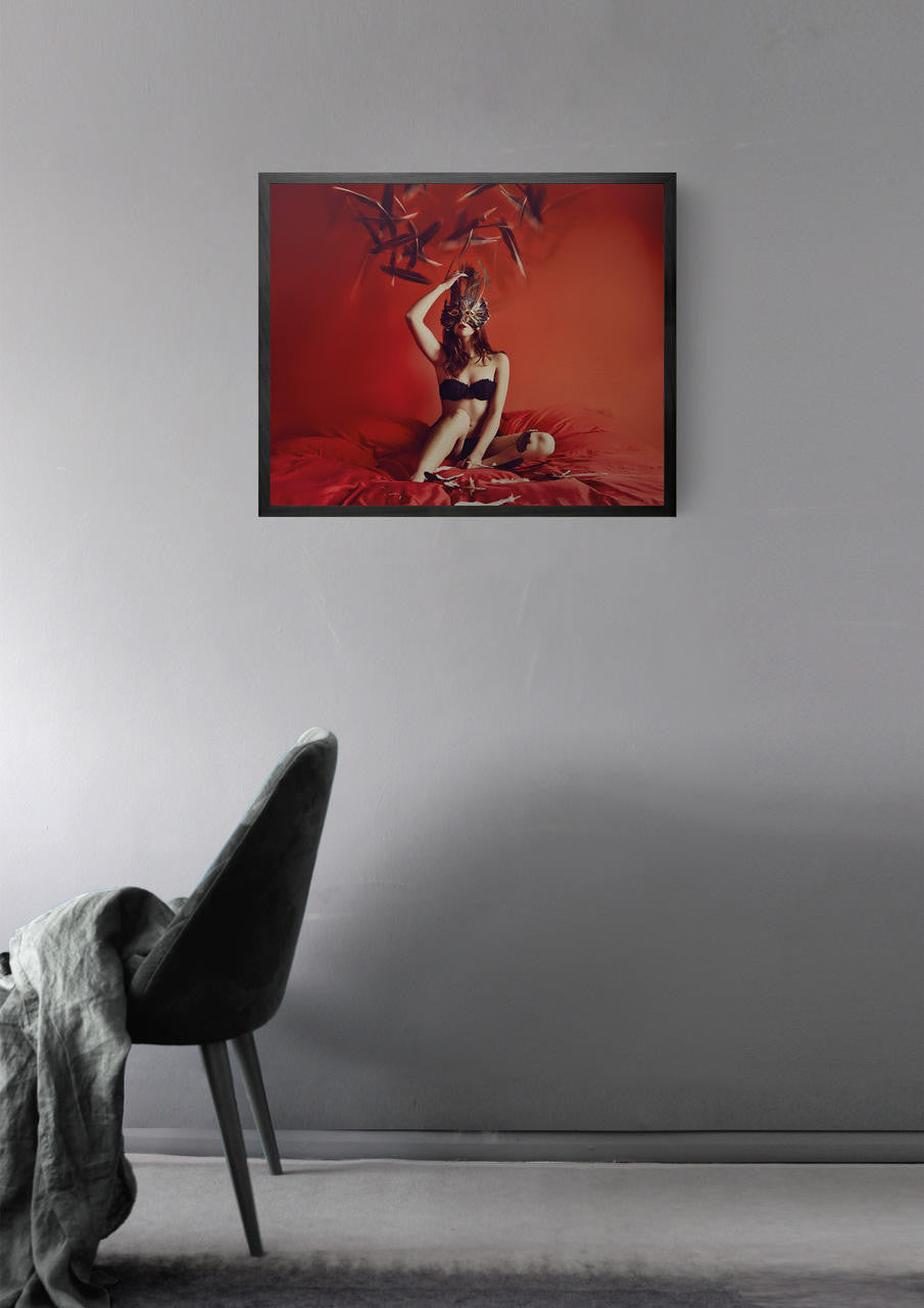 Mineheart Wall Art Masked Leinwandbild Mini 53,4x43,2 cm Rot