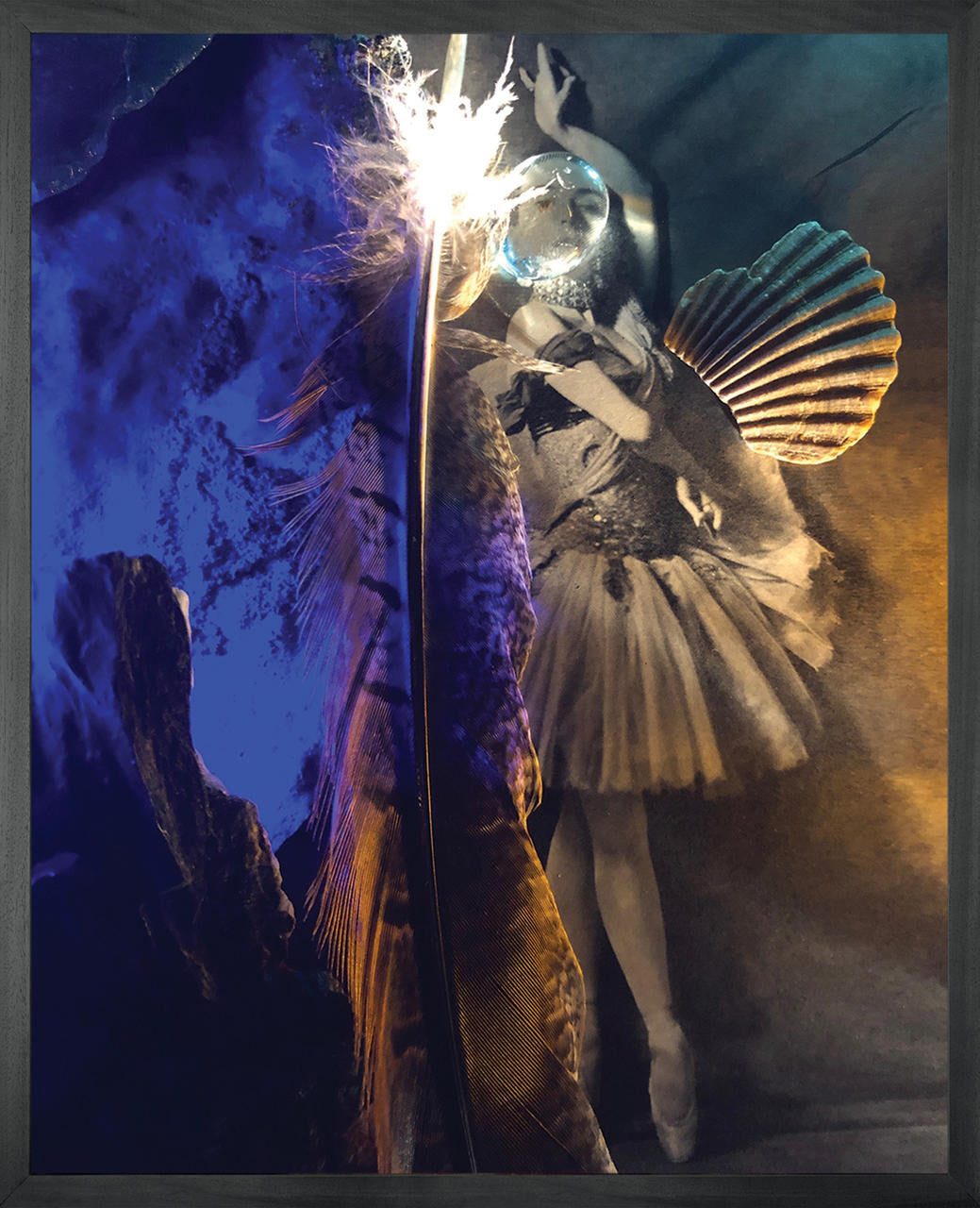 Mineheart Wall Art Black Ice Poster 30x41cm Tänzerin Rahmen
