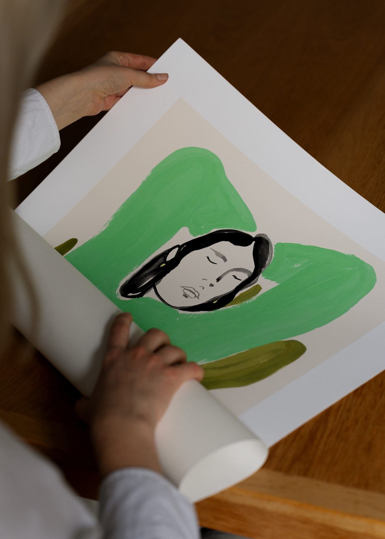 The Poster Club Sitting in Green Kunstdruck 30x40 cm grün-blau