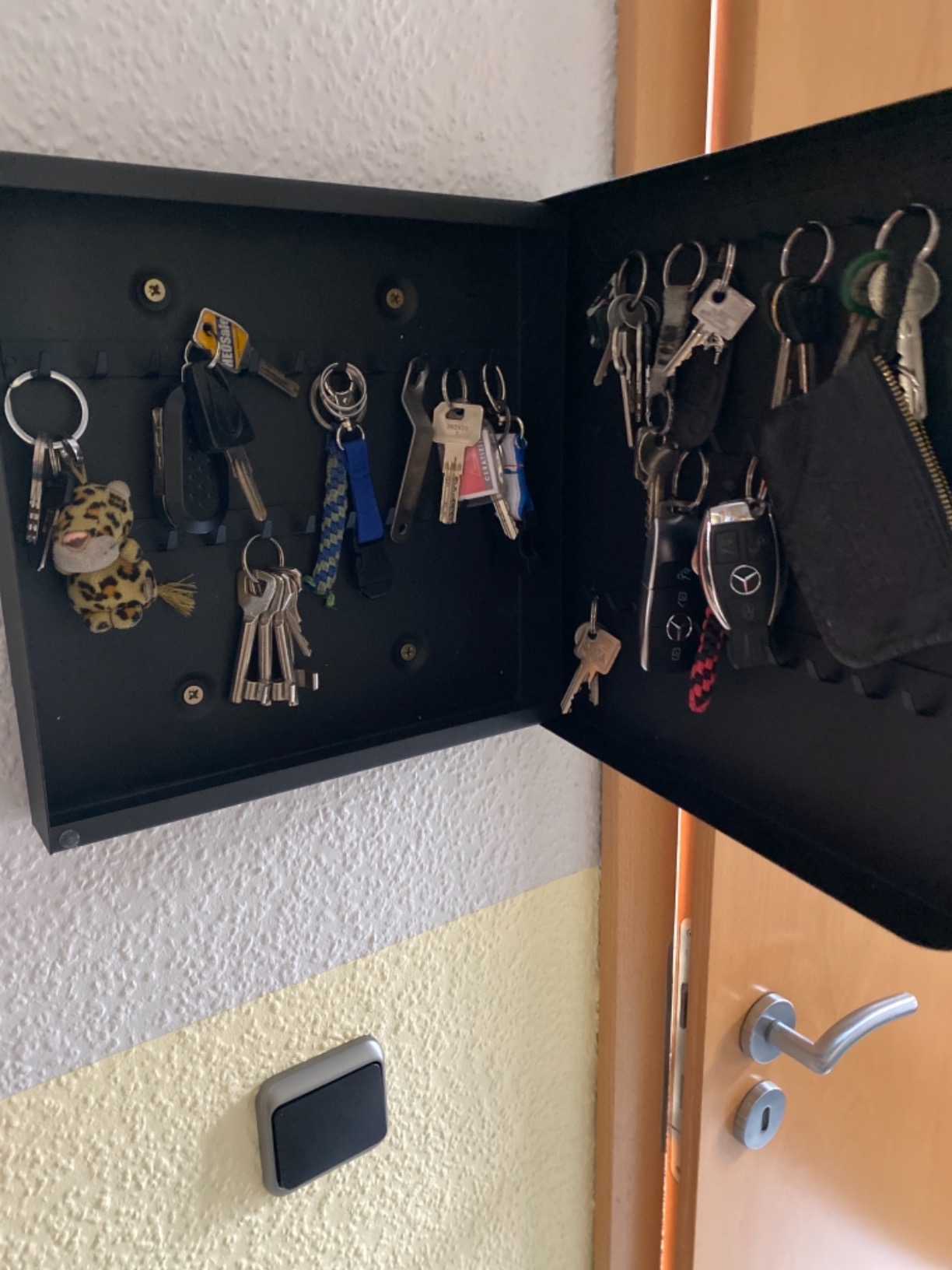 Banjado Schlüsselkasten Dünen Schlüsselbox schwarz 30x30