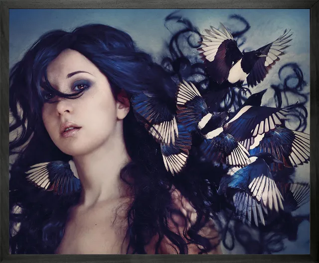Mineheart Wall Art Theft Wandbild schwarzer Rahmen 21x30 cm surreal