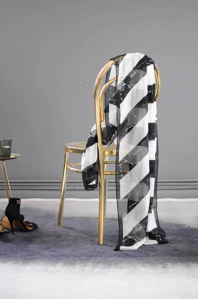 Mineheart Diagonal Marble Schal Schwarz Weiß 70x170 Seide