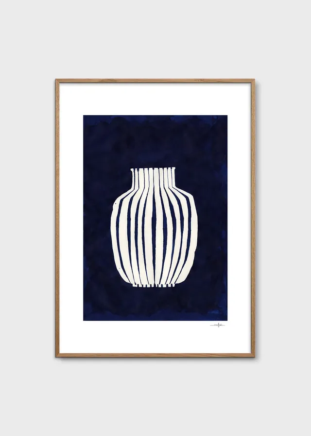 The Poster Club Art Prints Blue Vase Poster A4 blau-weiß