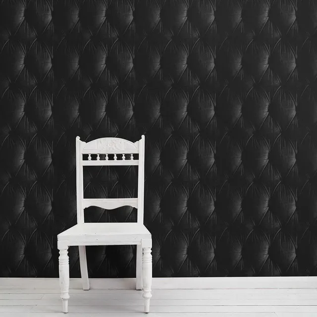 Mineheart Wallpaper Chesterfield Tapete schwarz Lederoptik