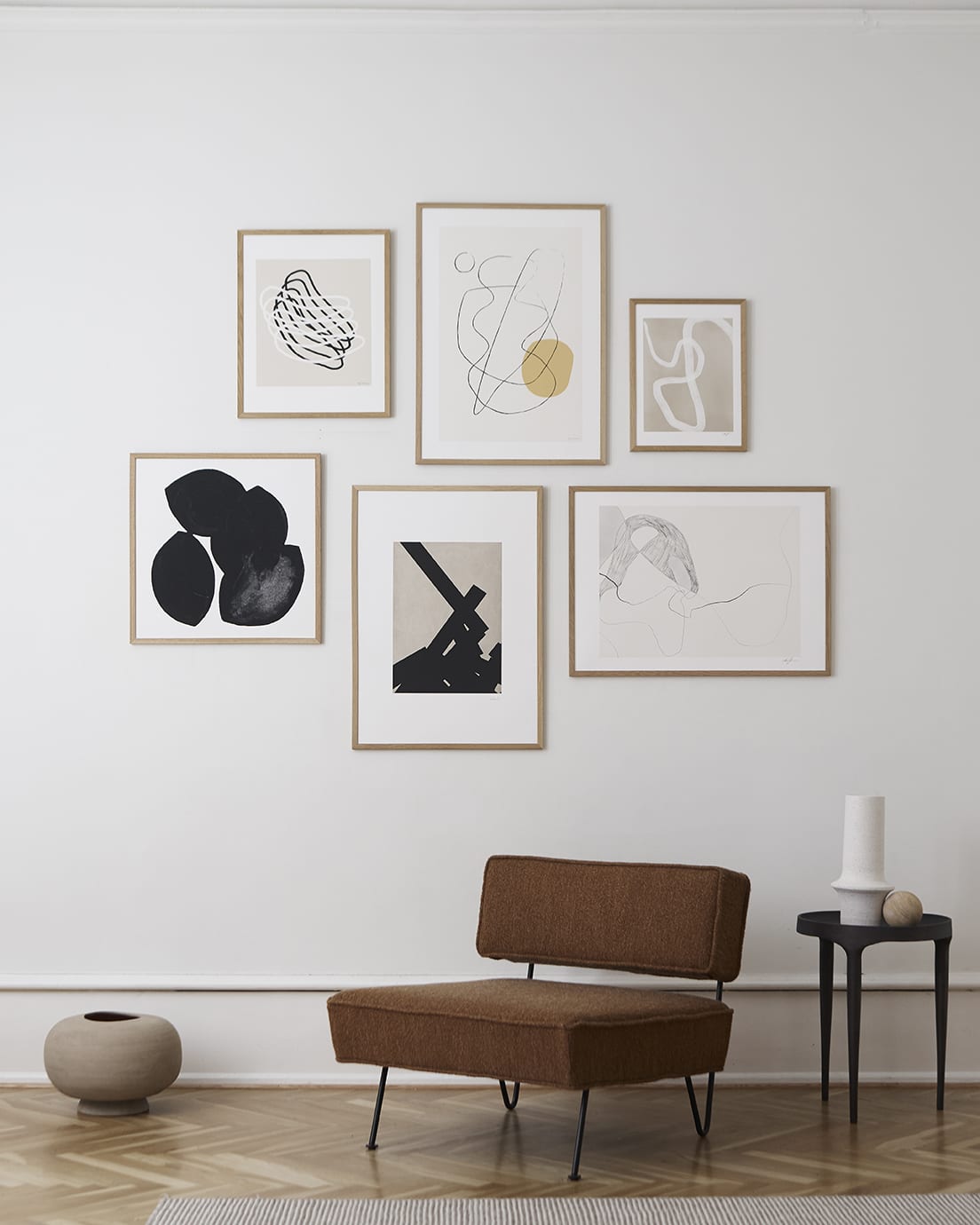 The Poster Club Curated Art Walls Edit No. 003 Bilderwand Eiche