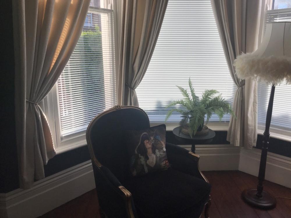 Mineheart Air is Not Enough Kissen 46x46 Faux Linen