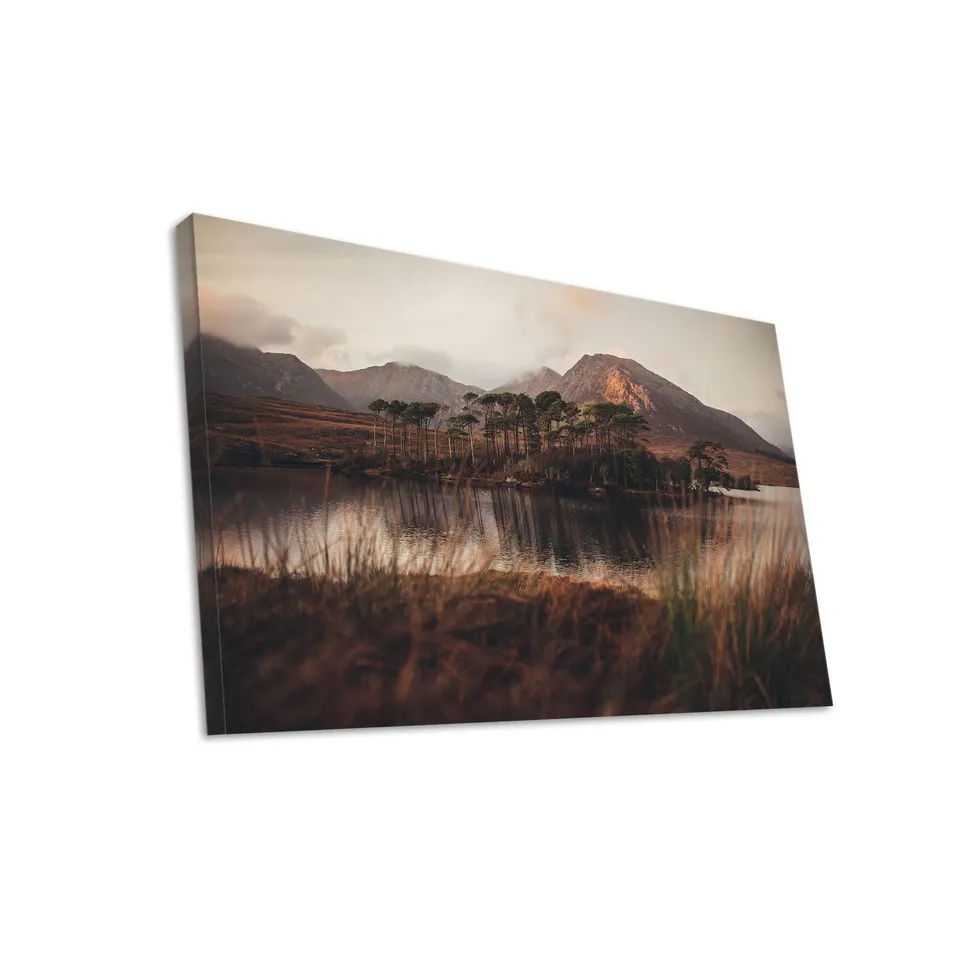 Hustling Sharks Wandbilder See vor ruhigem Gebirge Leinwand 30x40