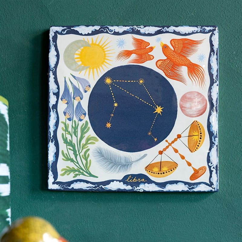 Storytiles Delft Blue Libra Fliese 10x10 cm Sternzeichen Waage
