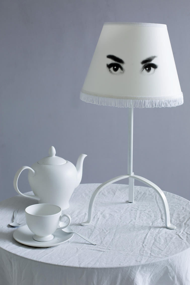Mineheart Lighting Eye Doll Tischlampe Audrey Weiß 52cm