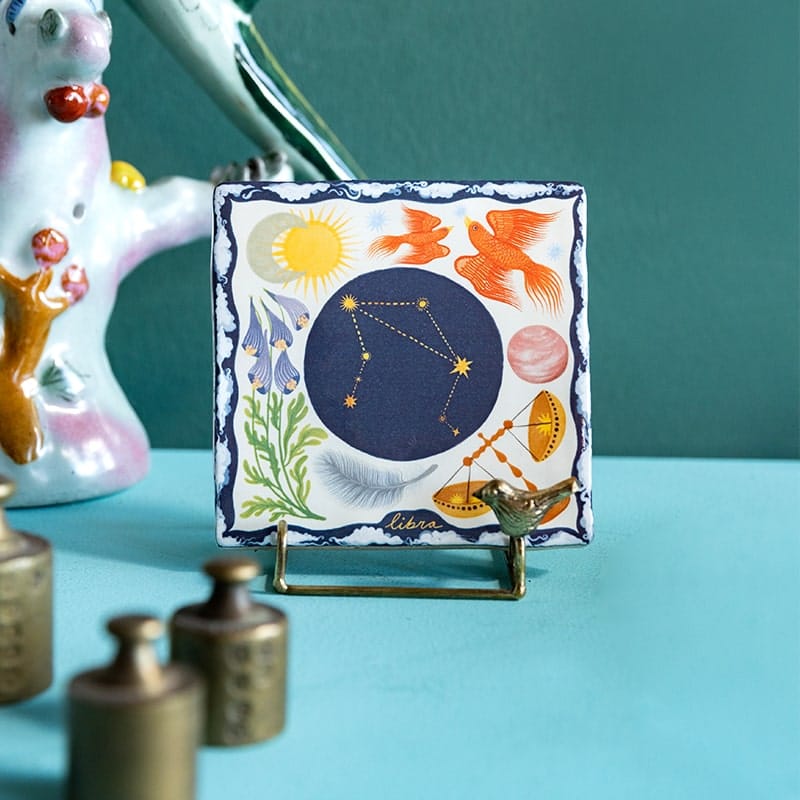 Storytiles Delft Blue Libra Fliese 10x10 cm Sternzeichen Waage