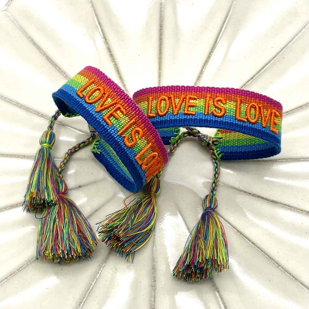 LS-LebenStil Love is Love Canvas Armband Regenbogen Quasten