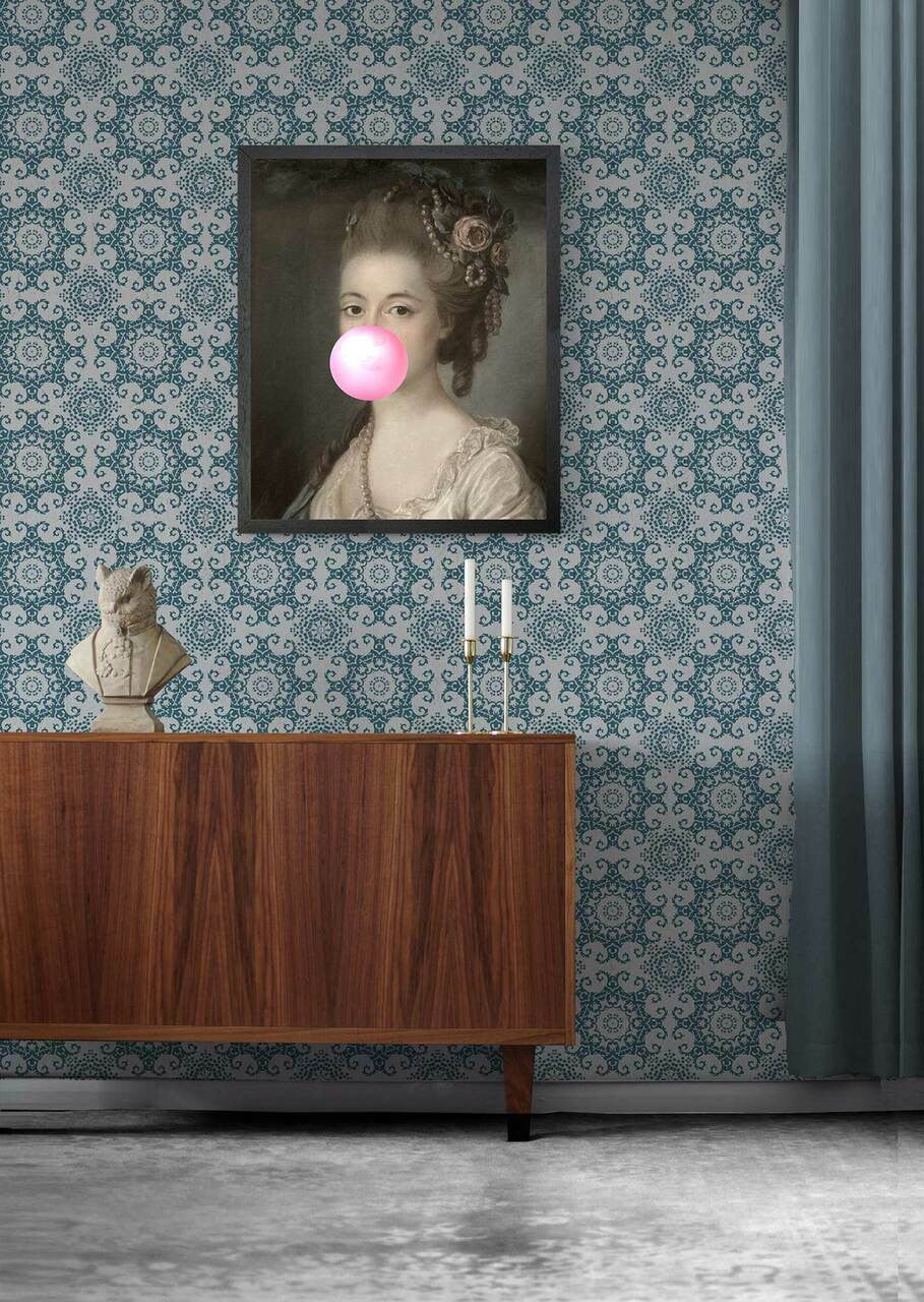 Mineheart Bubblegum Portrait 5 Leinwandbild 30x41cm Rosa