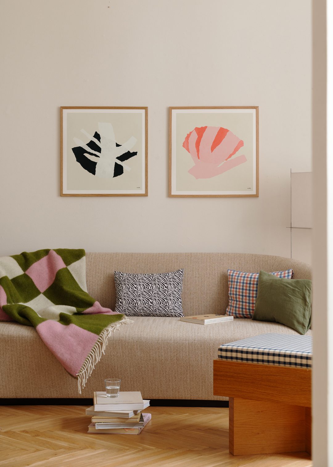 The Poster Club Branching II Kunstdruck 50x50 cm beige